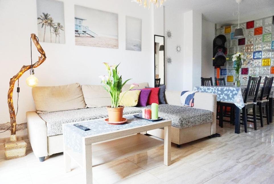 Casa La Sonrisa Shared House Hotel El Medano  Ngoại thất bức ảnh